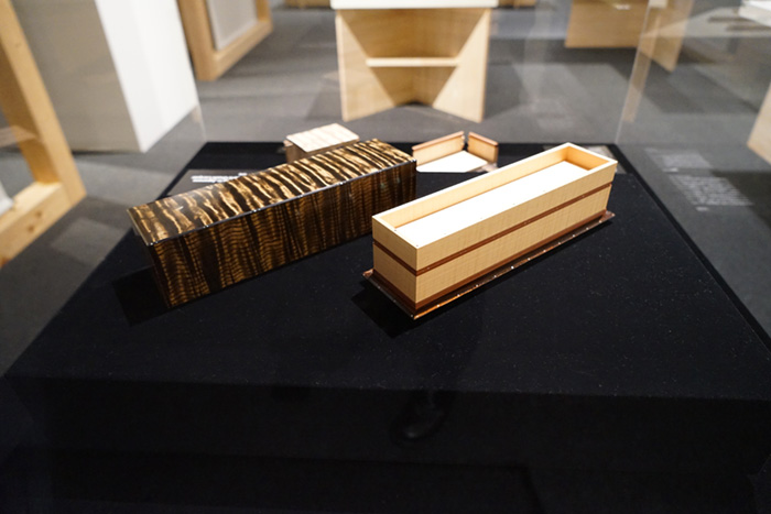 梻嵌装長方箱 （Rectangular Box in Japanese Ash finished in urushi lacquer）